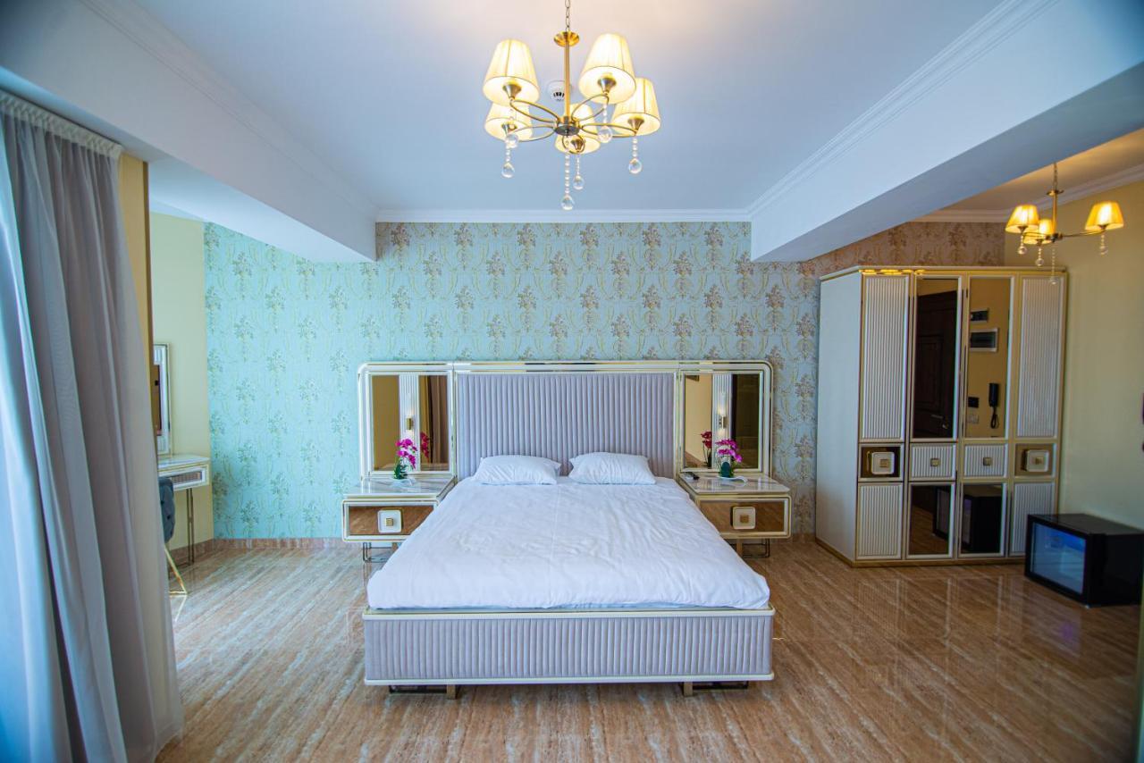 Alessio Hotel Residence Costinesti Buitenkant foto