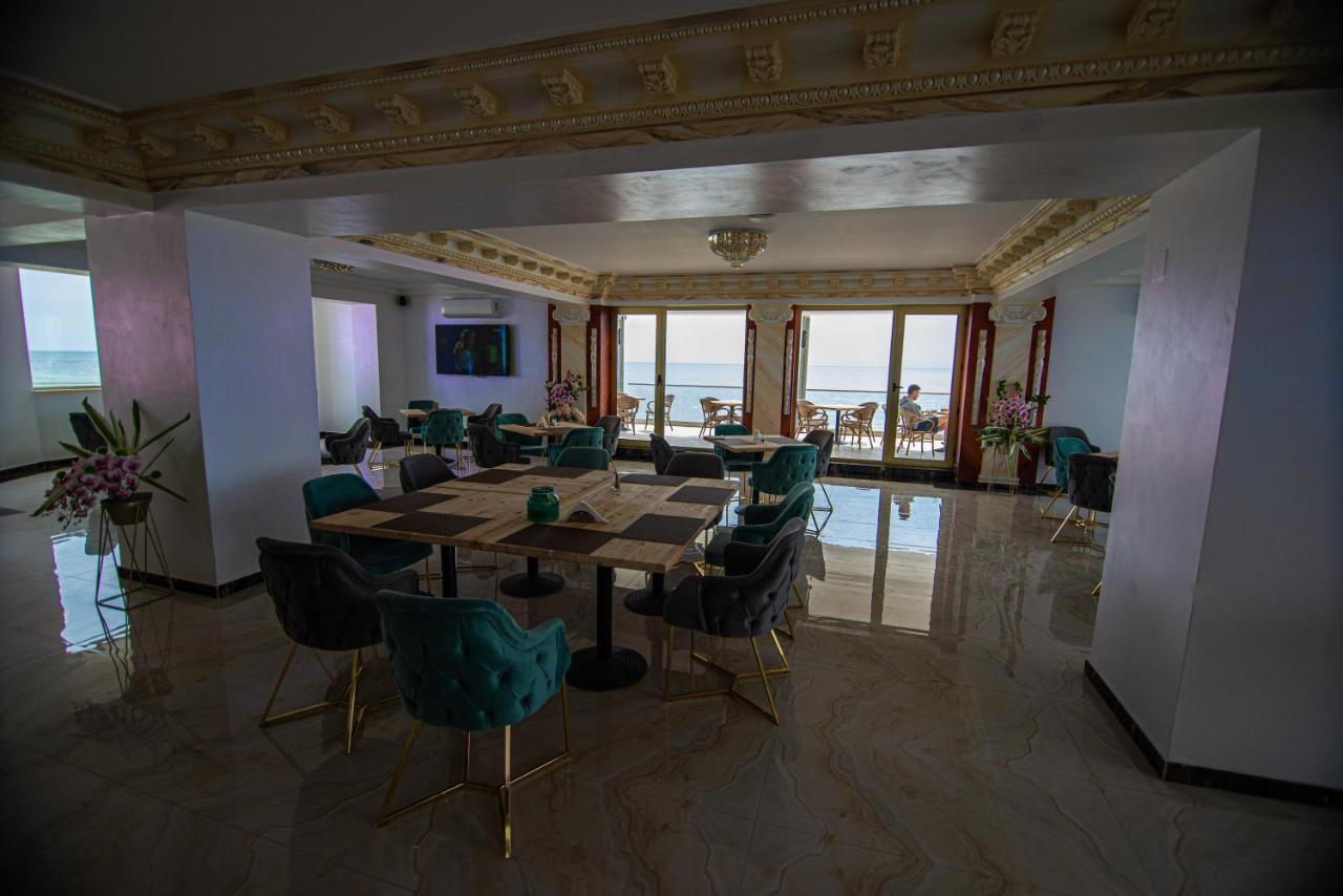 Alessio Hotel Residence Costinesti Buitenkant foto