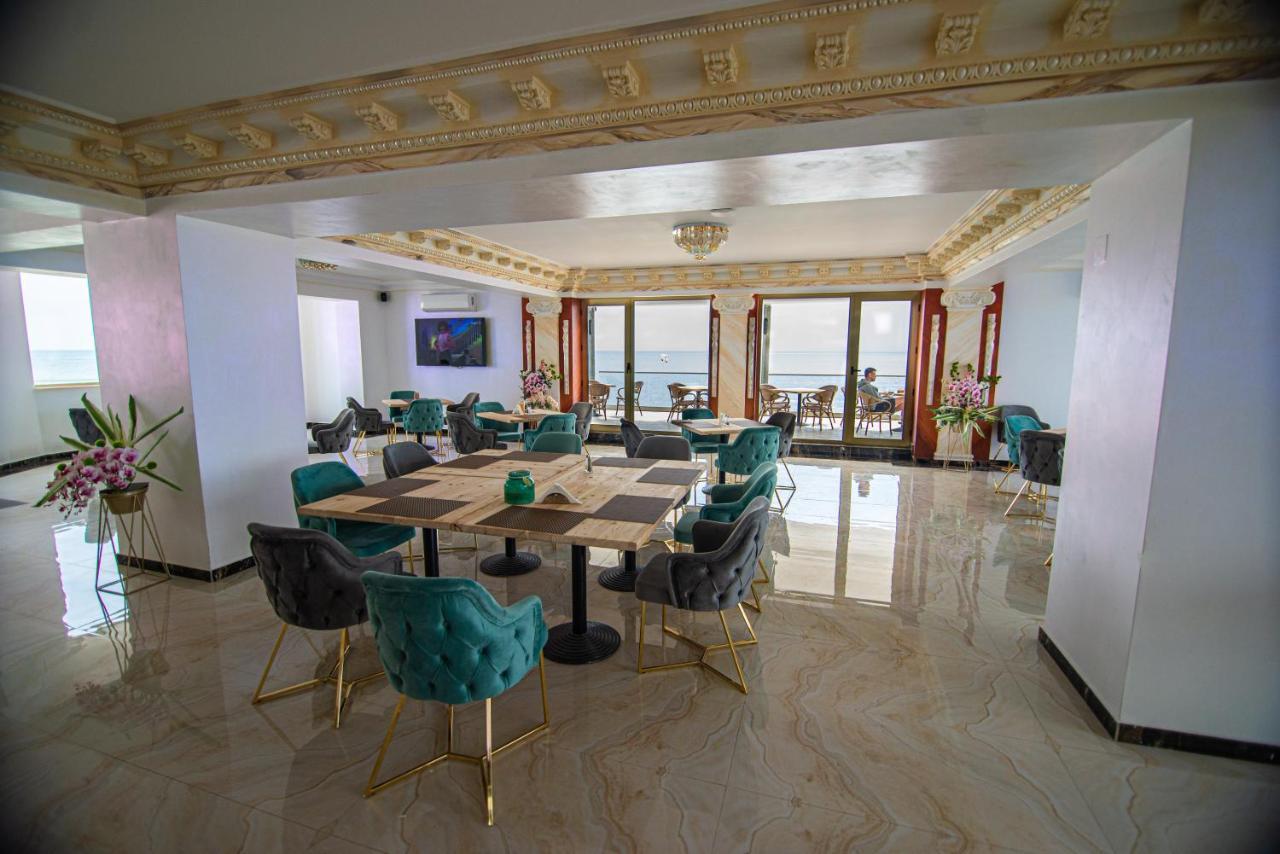 Alessio Hotel Residence Costinesti Buitenkant foto