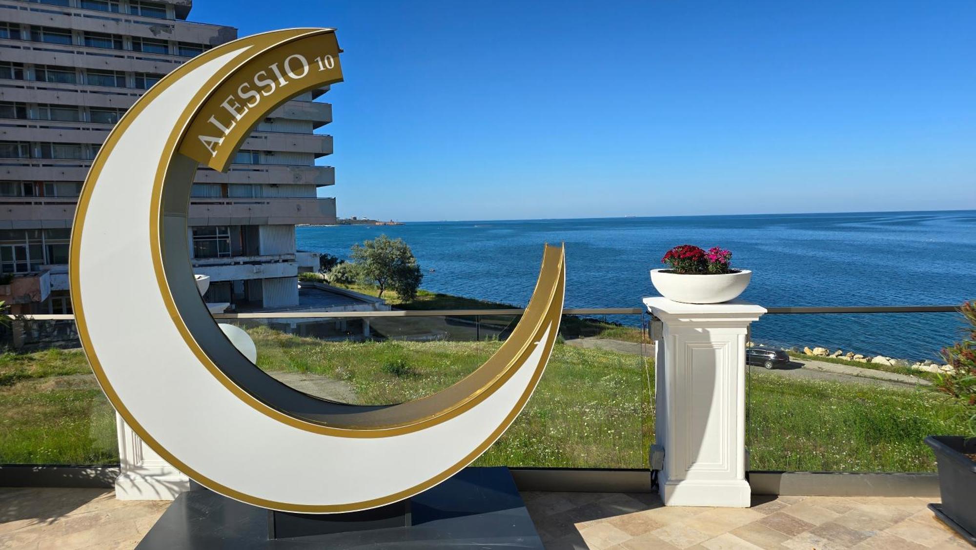 Alessio Hotel Residence Costinesti Buitenkant foto